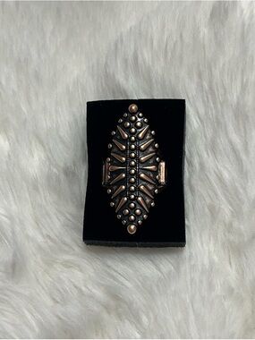 Bump, Set, Spike Paparazzi Ring